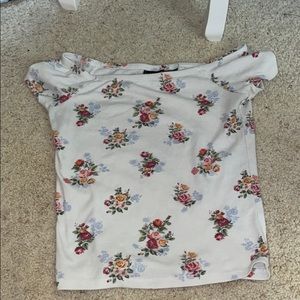 Off the shoulder tee